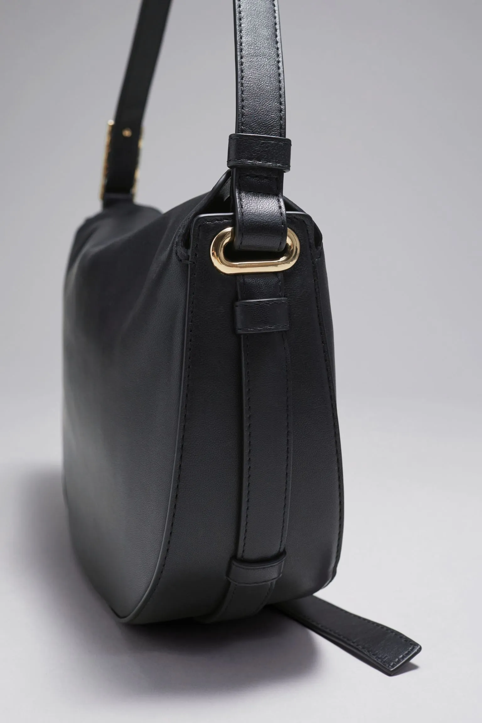 & Other Stories Leather Shoulder Bag, black