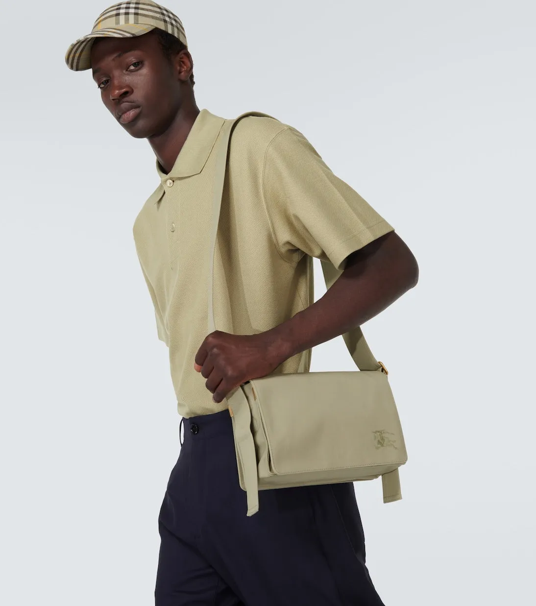 Burberry shoulder bag, beige