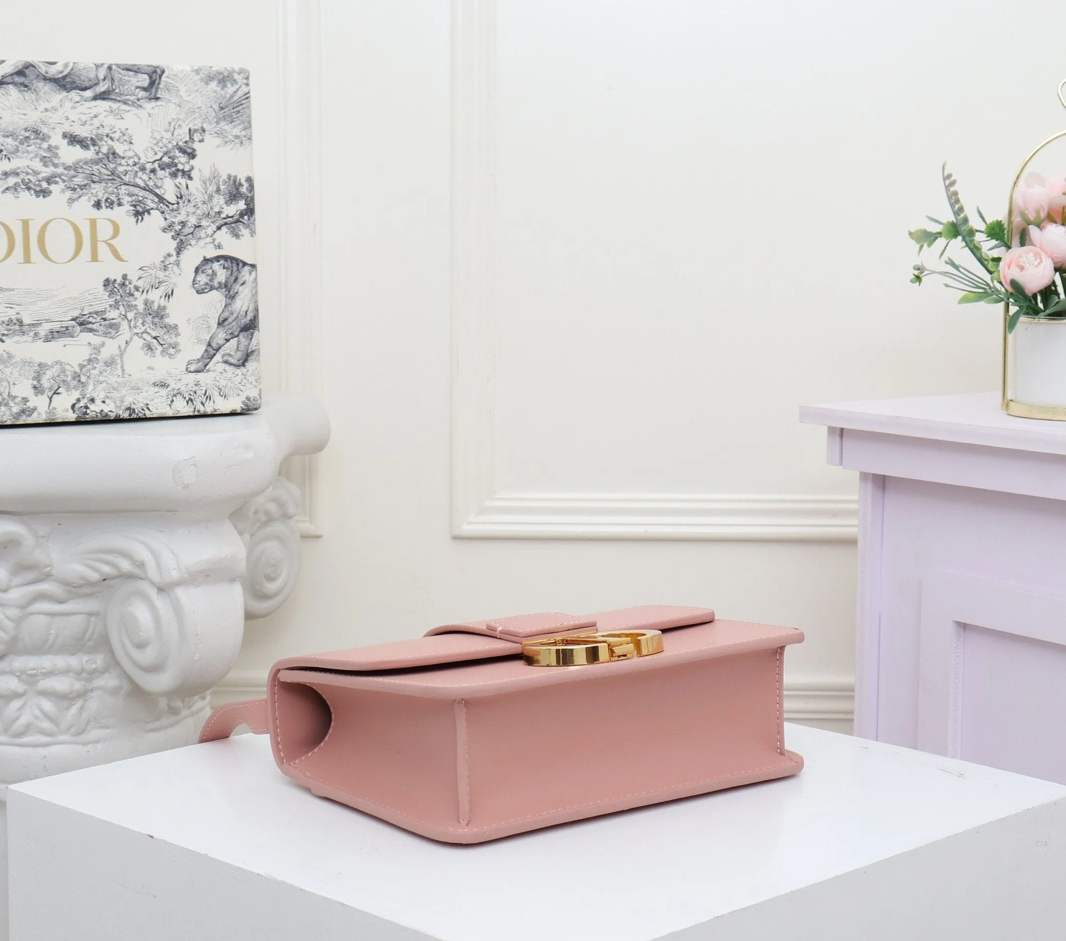 Designer Handbags DR 152