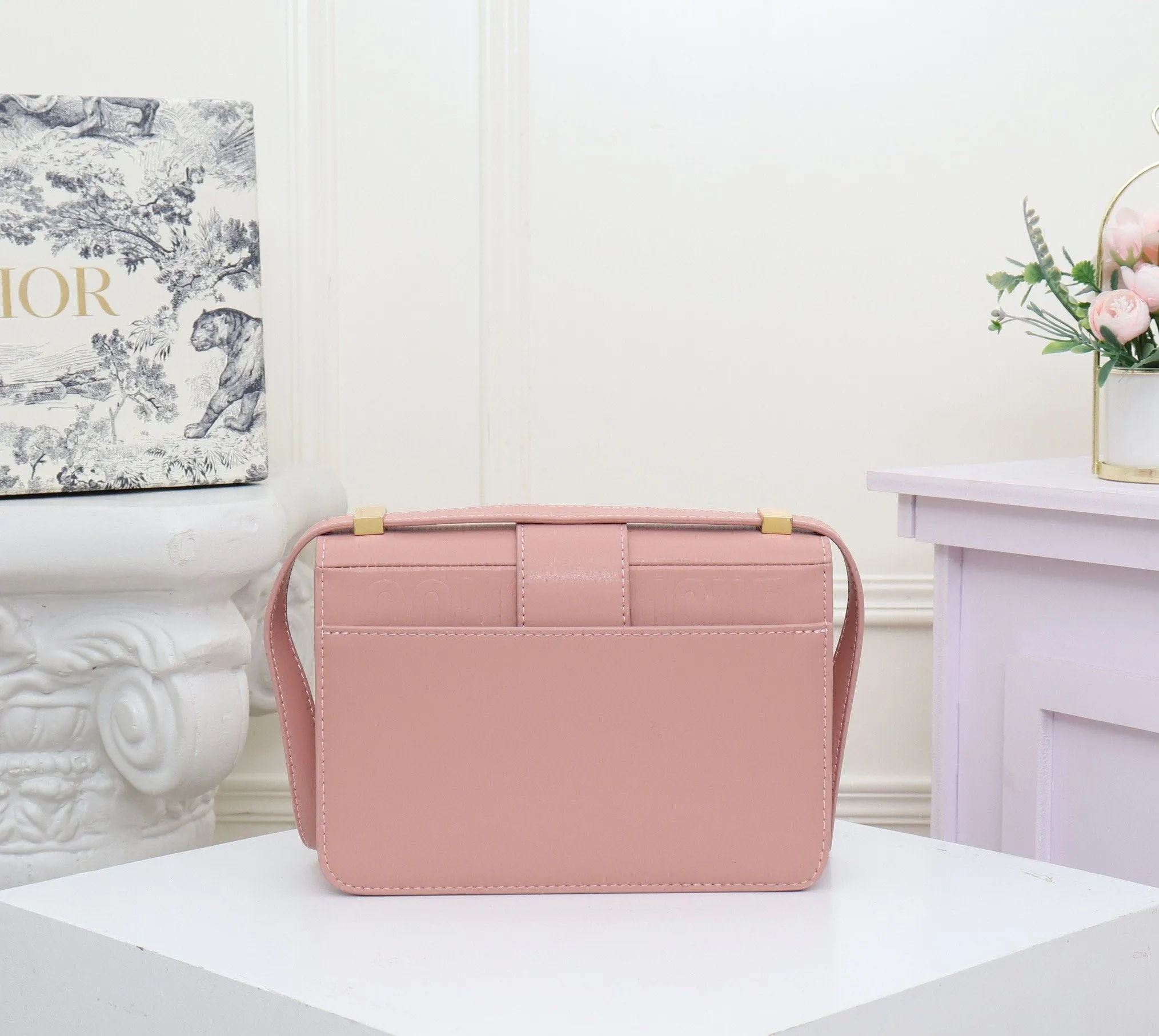 Designer Handbags DR 152