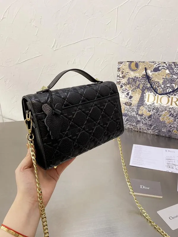 Designer Handbags DR 300