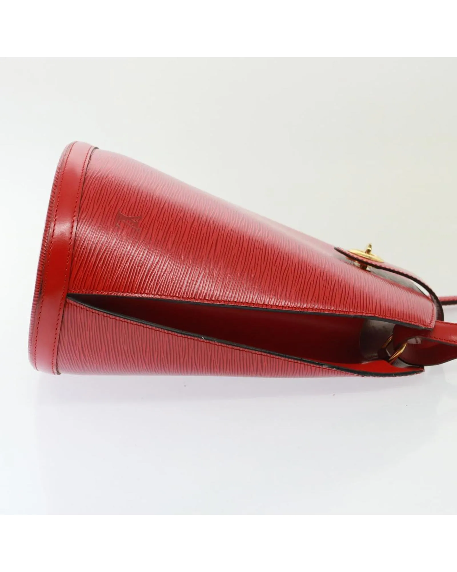 Epi Leather Cluny Shoulder Bag