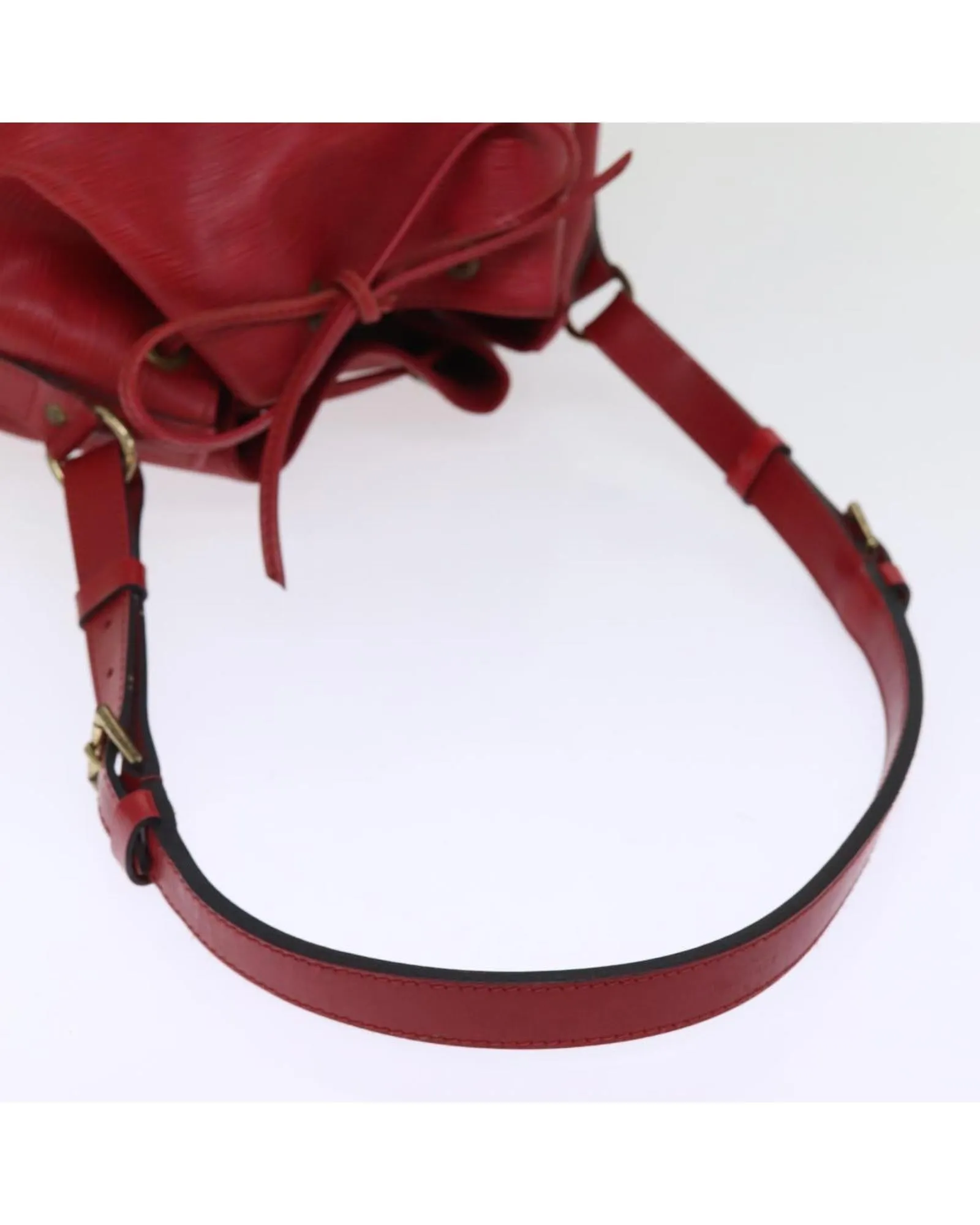 Epi Leather Petit Noe Shoulder Bag