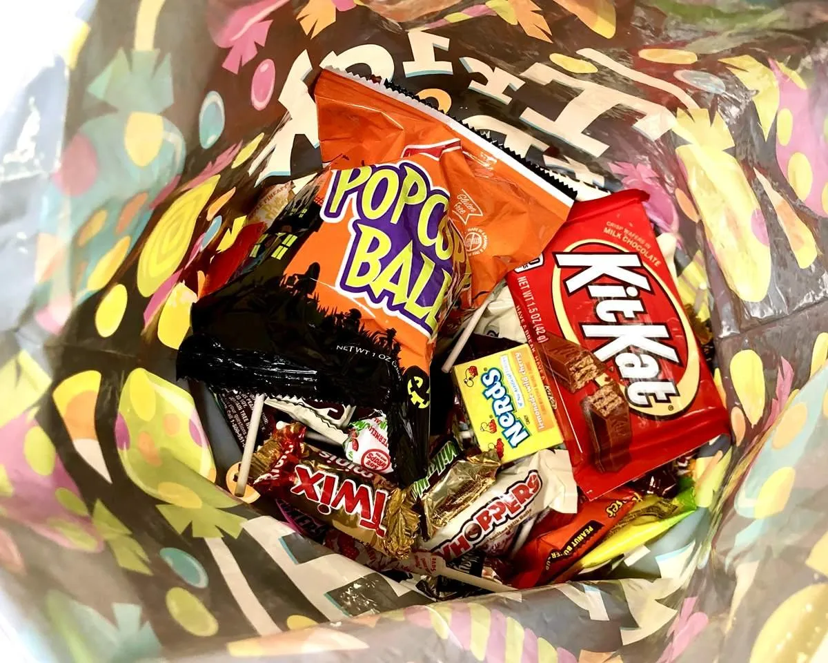 Halloween @ Home Trick or Treat Candy Assortment