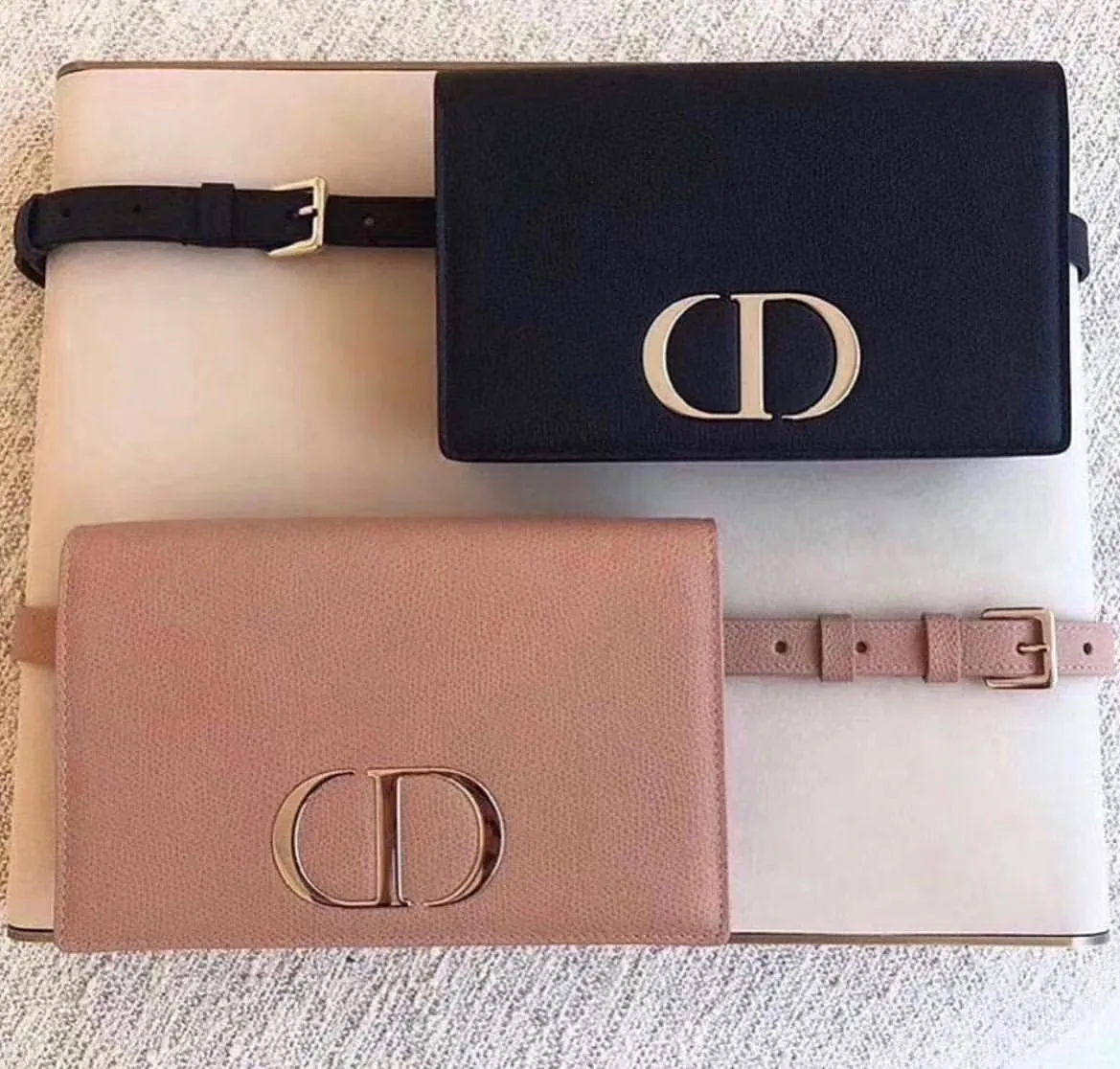 Iconic Bags for a Chic Look - DOR - 6236